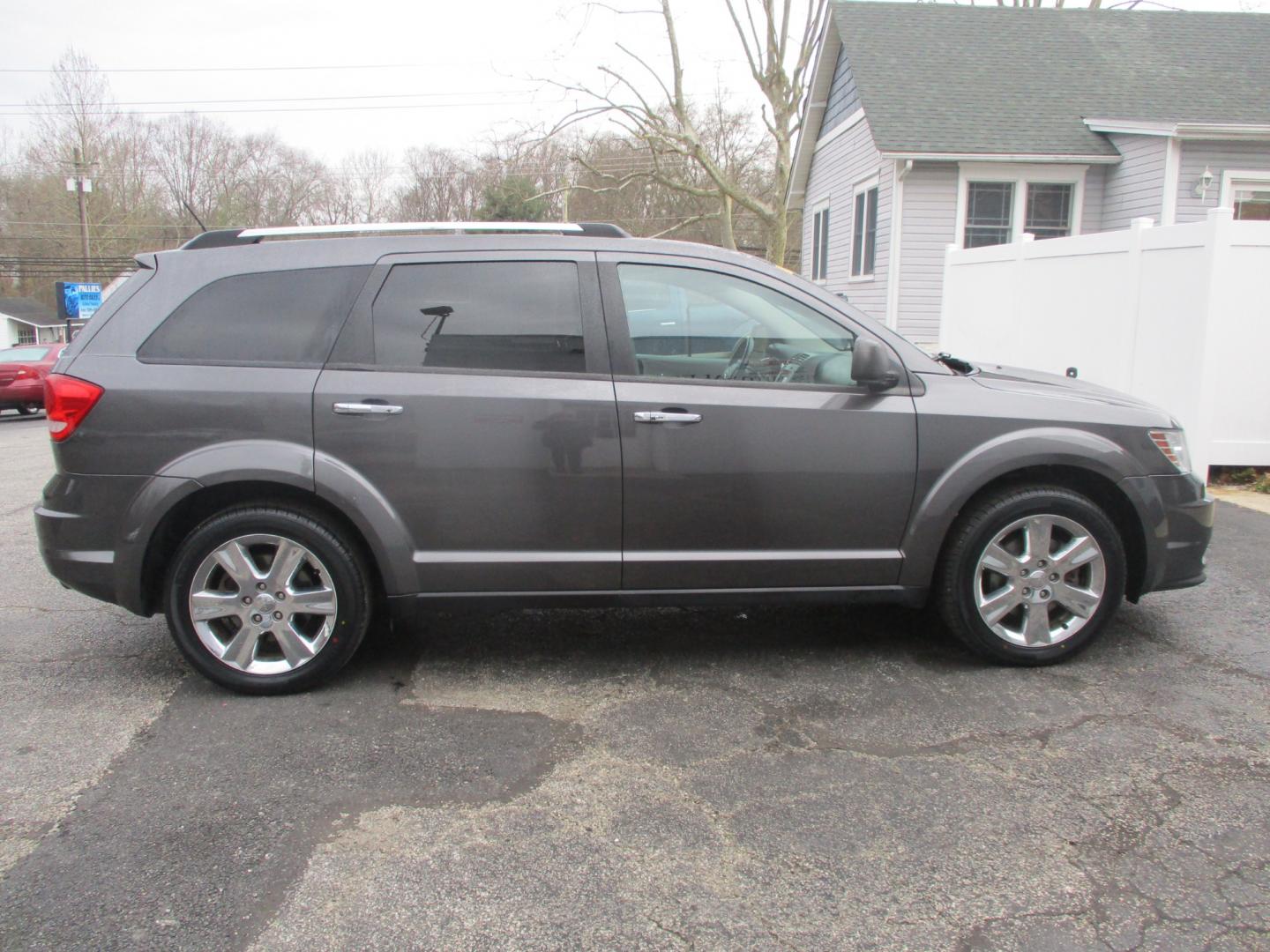 2014 GRAY Dodge Journey (3C4PDCABXET) , AUTOMATIC transmission, located at 540a Delsea Drive, Sewell, NJ, 08080, (856) 589-6888, 39.752560, -75.111206 - Photo#8